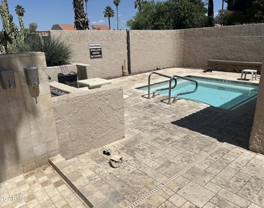 7344 N Via Camello Del Norte -- - Photo Thumbnail 60