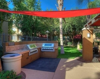 110 W Bell Road - Photo Thumbnail 10