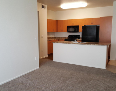 110 W Bell Road - Photo Thumbnail 3