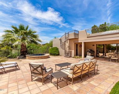 1063 N Boulder Drive - Photo Thumbnail 3