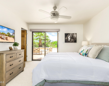1063 N Boulder Drive - Photo Thumbnail 31