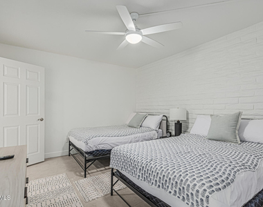 7401 E Northland Drive - Photo Thumbnail 17