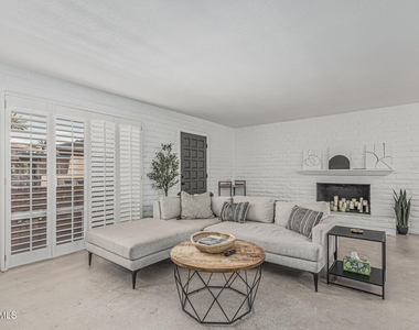 7401 E Northland Drive - Photo Thumbnail 5