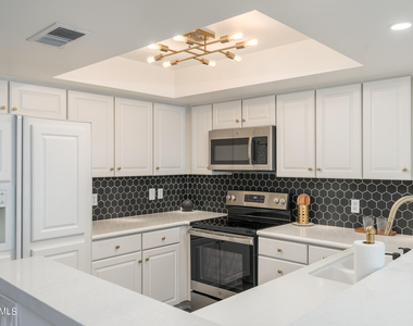 7401 E Northland Drive - Photo Thumbnail 1