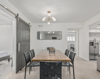 7401 E Northland Drive - Photo Thumbnail 8