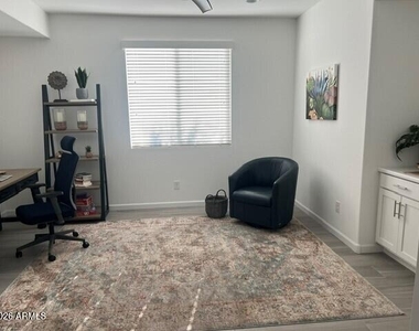 13443 W Mayberry Trail - Photo Thumbnail 7