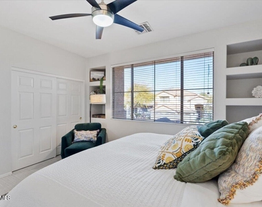 20394 N 78th Street - Photo Thumbnail 28