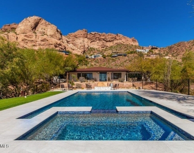 5222 N Saddle Rock Drive - Photo Thumbnail 37