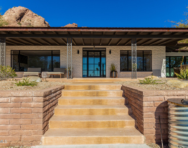 5222 N Saddle Rock Drive - Photo Thumbnail 27