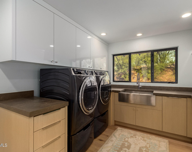 5222 N Saddle Rock Drive - Photo Thumbnail 24