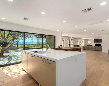 5222 N Saddle Rock Drive - Photo Thumbnail 13