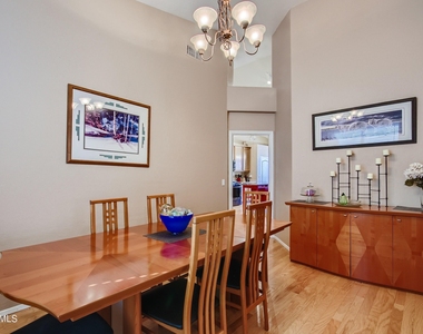 3060 N Ridgecrest -- - Photo Thumbnail 6