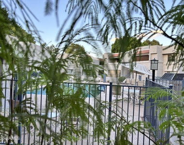4444 E Paradise Village Parkway N - Photo Thumbnail 17