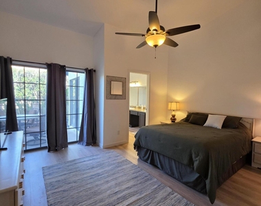 11011 N 92nd Street - Photo Thumbnail 20