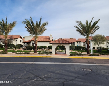 11011 N 92nd Street - Photo Thumbnail 38