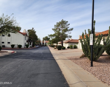 11011 N 92nd Street - Photo Thumbnail 36