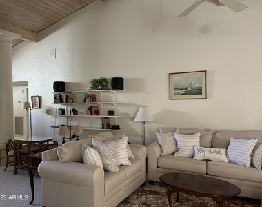8508 N 84th Street - Photo Thumbnail 4