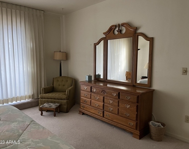 8508 N 84th Street - Photo Thumbnail 11