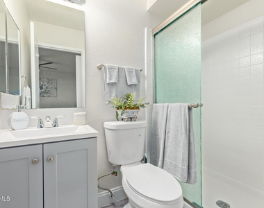 114 W Hunter Street - Photo Thumbnail 25
