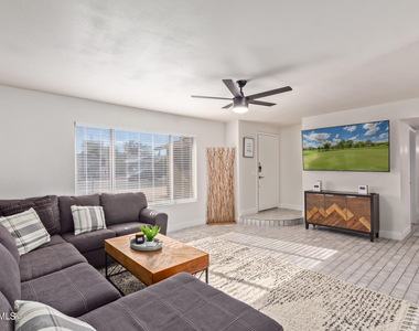 114 W Hunter Street - Photo Thumbnail 10