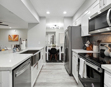 9355 N 91st Street - Photo Thumbnail 9