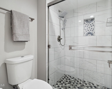 9355 N 91st Street - Photo Thumbnail 20
