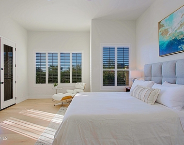 6884 E Amber Sun Drive - Photo Thumbnail 18