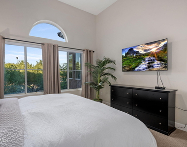 8245 E Bell Road - Photo Thumbnail 13
