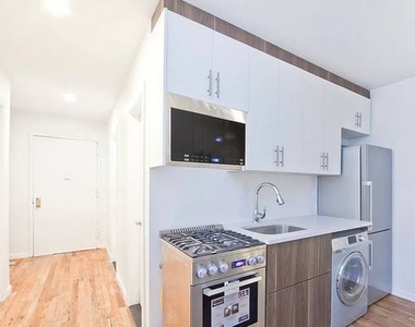 136 William Street - Photo Thumbnail 5