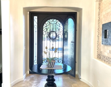 3551 S Sterling Court - Photo Thumbnail 4