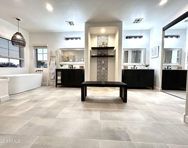 3551 S Sterling Court - Photo Thumbnail 16