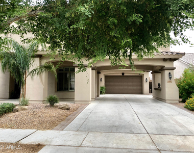 3551 S Sterling Court - Photo Thumbnail 3