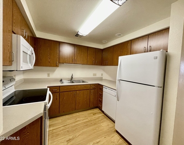 6945 E Main Street - Photo Thumbnail 10