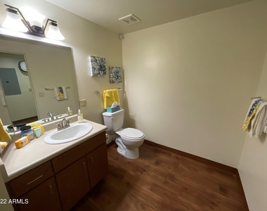 6945 E Main Street - Photo Thumbnail 8
