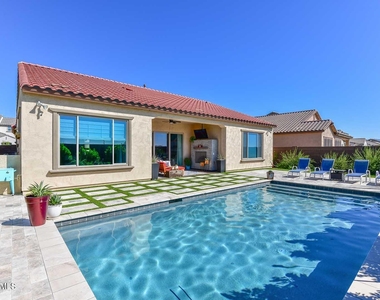 9661 W Patrick Lane - Photo Thumbnail 44