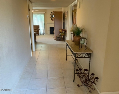 7506 N Via Camello Del Sur -- - Photo Thumbnail 1