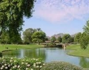 7506 N Via Camello Del Sur -- - Photo Thumbnail 35