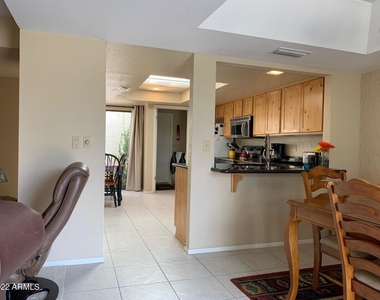 7506 N Via Camello Del Sur -- - Photo Thumbnail 16