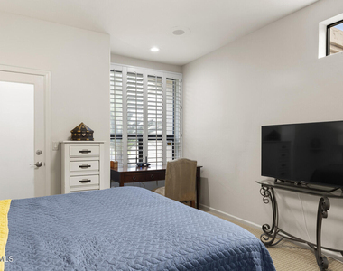 23010 N 86th Street - Photo Thumbnail 11