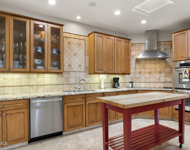 23010 N 86th Street - Photo Thumbnail 3