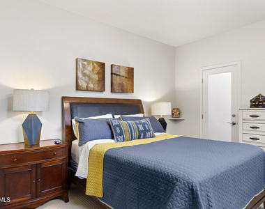 23010 N 86th Street - Photo Thumbnail 10