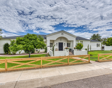 6139 E Calle Del Sud Drive - Photo Thumbnail 1