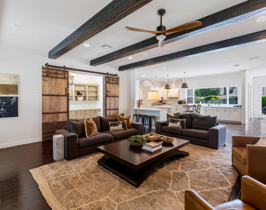 6139 E Calle Del Sud Drive - Photo Thumbnail 5
