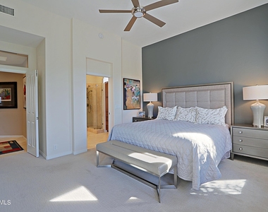 6751 E Amber Sun Drive - Photo Thumbnail 30