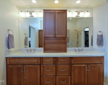 6751 E Amber Sun Drive - Photo Thumbnail 34