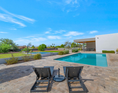 10195 E Cactus Road - Photo Thumbnail 24