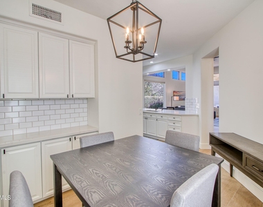 6951 E Hibiscus Way - Photo Thumbnail 21