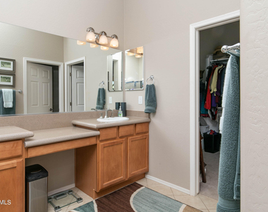 1537 W Spirit Drive - Photo Thumbnail 16