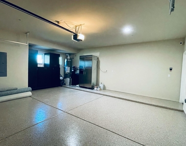 16360 E Ridgeline Drive E - Photo Thumbnail 5