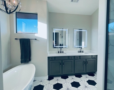 16360 E Ridgeline Drive E - Photo Thumbnail 21